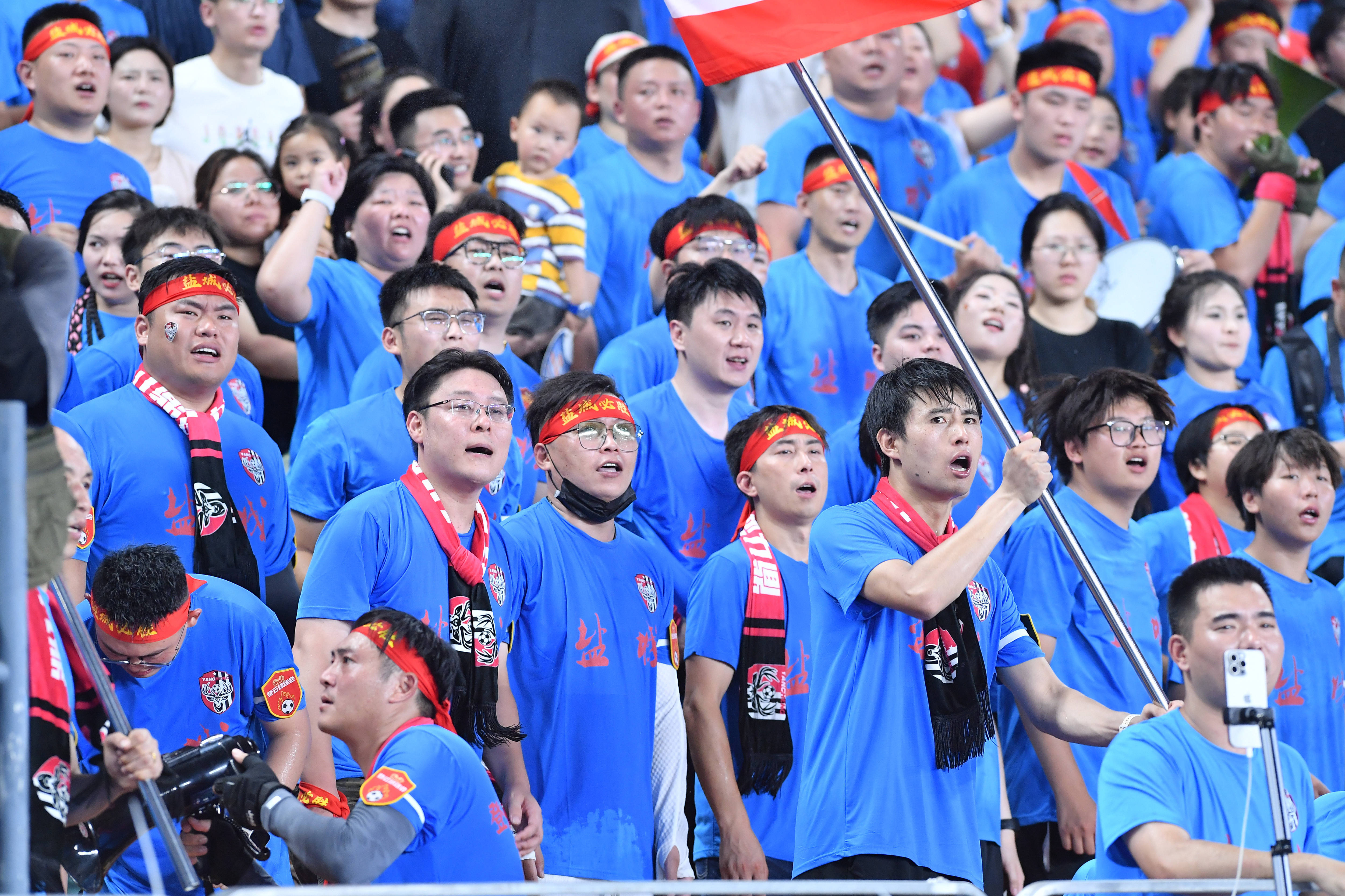 关于关键进球振奋人心，全队士气爆棚的信息