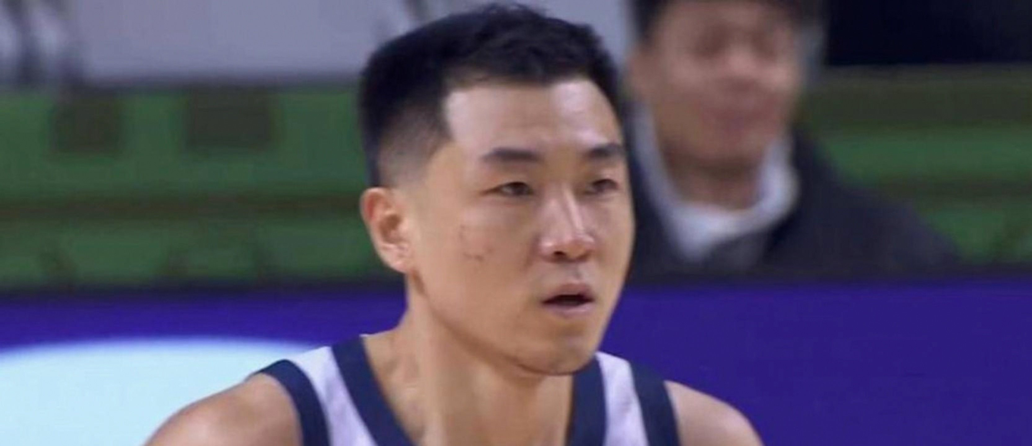 山东高速CBA击败北京首钢高诗岩抢断反击(山东高速球员)